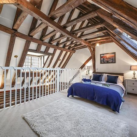 The Stunning Luxury Duplex Of Canterbury Exterior photo